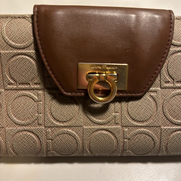 Ferragamo long wallet - Picture 3 of 11